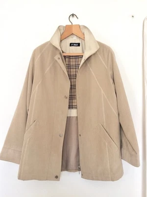 Ladies First Avenue Lightweight Outdoor Jacket Crisp Worn Once Gorgeous Feel - Image 1 of 4