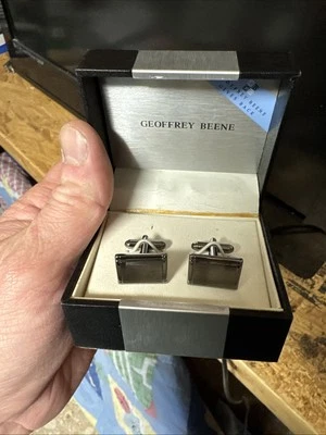 Gemelos Geoffrey Beene nunca usados negro plata. Clásico Foto 1 de 3