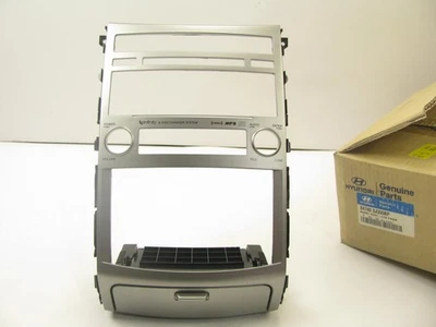 Nuevo bisel de ajuste de radio de audio premium OEM 847403J555BP para Hyundai Veracruz 2007-08 Foto 1 de 4