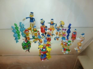 WALT DISNEY LOT of 21x DISNEY FIGURES MICKEY MOUSE DONALD DUCK DAISY etc - Imagen 1 de 10