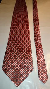 Dingda Men's Vintage Silk Tie in Red with a Geometric Pattern - Picture 1 of 4