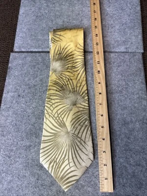 TOMMY BAHAMA Men's 100% Silk Necktie Designer PALM TREES Yellow/Green/Ivory USA - Image 1 of 4