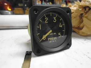 Vintage Hickok Electric hyd Pressure 0-5000 Gauge 560-209 - Picture 1 of 3