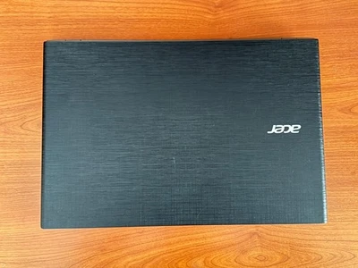 Acer Aspire E 15 - Immagine 1 di 4