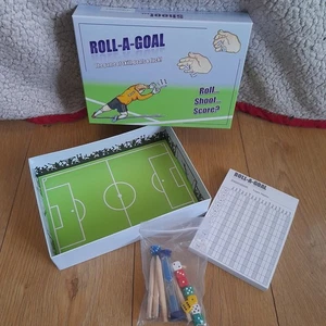 Roll-a-goal Family Fun Football Strategy Dice Game Soccer - Picture 1 of 8