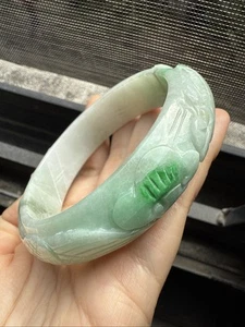 Grade A Untreated Myanmar Burma Jadeite Bangle 62.8 Mm 62 Mm 純天然翡翠A貨 雕花飄陽綠! - Picture 1 of 17