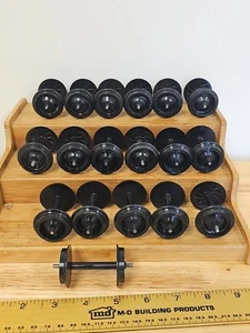 G-SCALE PLASTIC SOLID WHEELS - BLACK - FITS LGB-ARISTO-USA ETC.. Lot Of 18.. - Picture 1 of 3