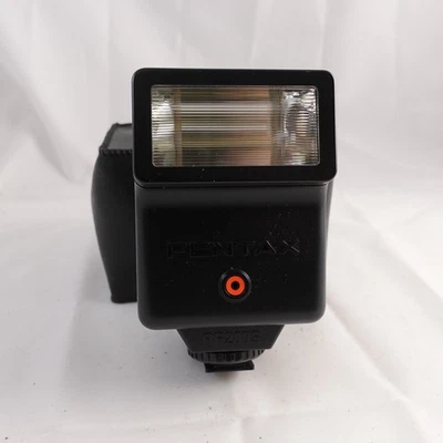Pentax AF AF-200S Shoe Mount Flash - Image 1 of 3