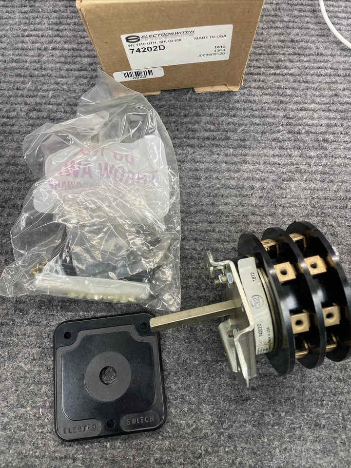 ElectroSwitch 74202D 20A 600V 2HP Rotary Knob Switch 2 Stack Breaker Control