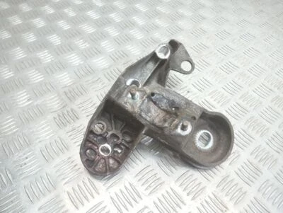 Volkswagen PASSAT B5.5 2003 Diesel 96kW Soporte Cojinete Motor UST100052 Foto 1 de 3