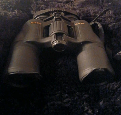 Nikon 10x42 6°Aculon A211 Binoculars (Black)  - Image 1 of 2