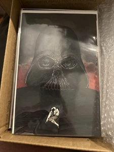 Star Wars: Darth Vader-Black, White & Red #1 Peach Momoko VIRGIN Cover - Picture 1 of 1