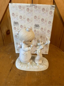 Precious Moments E-0530  His Eye Is On The Sparrow (8425) - Picture 1 of 7