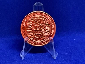 vintage 1999 Halloween Horror Nights IX Souvenier Coin *COLOR MAY VARY FROM PIC* - Picture 1 of 2