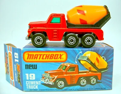Matchbox Superfast No. 19 Cement Mixer red body rare silver base mint/boxed - Image 1 of 4