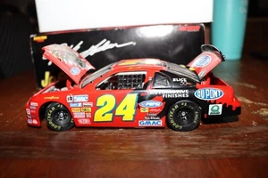 1997 Jeff Gordon Jurassic Park The Ride Chevrolet Monte Carlo Action 1:24 - Picture 1 of 11