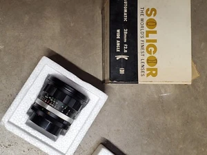 Soligor 28mm f/2.8 Wide-Angle Auto Lens Clean Glass w/ Caps Made in Japan - Picture 1 of 5