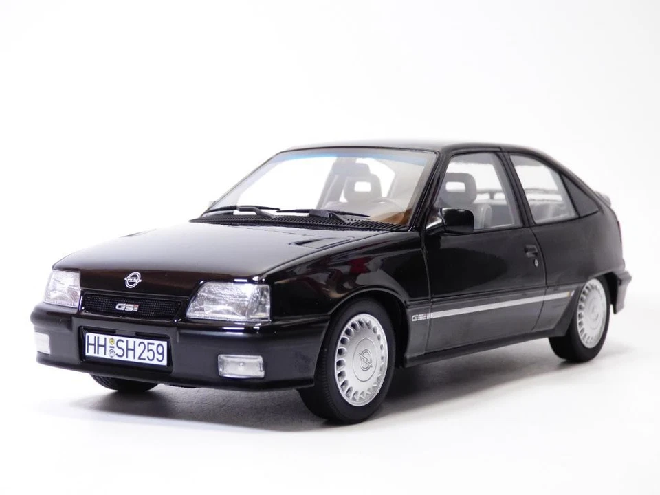 OPEL KADETT GSi noir chancelier Helmut Schmidt 1/18 1991 Kadett E - Image 1 of 1