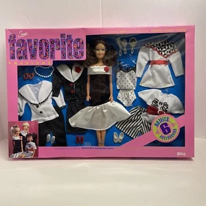 Muñeca Sandi De Colección Por Totsy 6 Conjunto Favorito Moda Conjunto - Años 80 - Nueva - Leer - Imagen 1 de 23