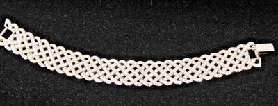 STUNNING SWAROVSKI CRYSTAL RHINESTONE BRACELET - Image 1 of 4