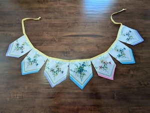 62"long BANNER/GARLAND display hm w/up-cycled VTG Floral Handkerchiefs x SPRING - Picture 1 of 13