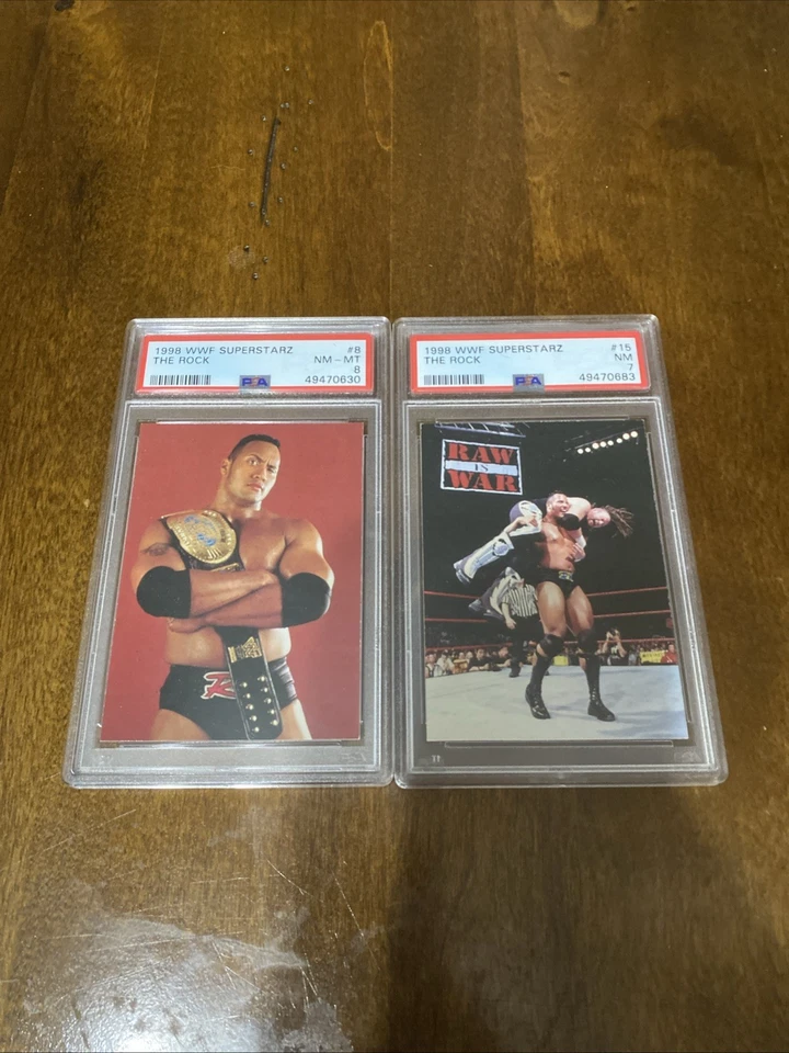 The Rock Rookie 1998 lote de 2 Psa paquete WWF Superstarz Psa casi como nuevo como nuevo Foto 1 de 1