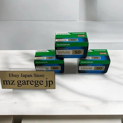 Conjunto de 3 FILMES DE INVERSÃO DE COR FUJICHROME FUJICHROME Velvia 50 135 filme 36 - Imagem 1 de 3