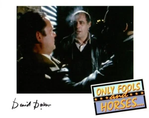 Television Autograph: DAVID DAKER (Only Fools and Horses) Signed Photo - Imagen 1 de 1
