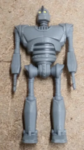 Vintage Iron Giant 4.25 Inch Promo Toy Cover