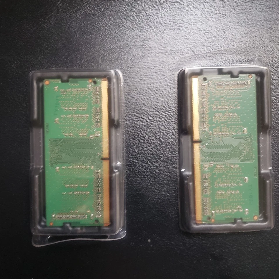Micron 4GB 1RX16 PC4-19200S DDR4-2400T 2400MHz 260pin SoDimm Laptop Memory x 2 - Image 1 of 1