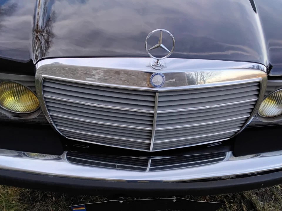 Mercedes-Benz 300d 1985 super cabina Foto 1 de 4