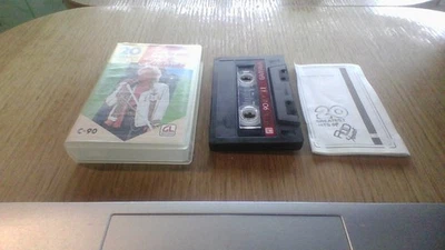 Rare Cassette ROD STEWART GREATEST HITS Golden Lion Indonesia 2LP w/ Lyrics Book - Image 1 of 2