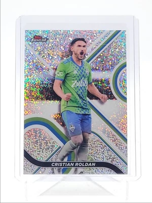 CRISTIAN ROLDAN 2022 TOPPS FINEST MLS SPECKLE REFRACTOR /175 Q5902 - Image 1 of 2