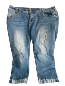 Pre Owned Women's Juniors Wallflower Jeans Capris Elastic Waist Sz 13 Deco SOHO - Picture 1 of 12