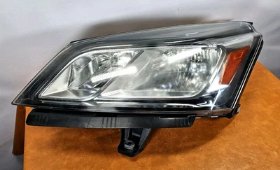 FARO HALÓGENO LATERAL IZQUIERDO CHEVROLET TRAVERSE 2013-2017 FABRICANTE ORIGINAL USADO #A Foto 1 de 4
