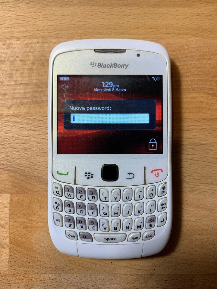Smartphone Blackberry Curve 8520 2G - Immagine 1 di 4