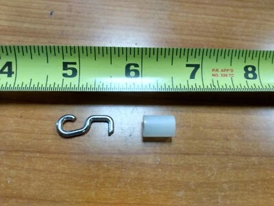 HOOK & SLEEVE FOR LEVOLOR RIVIERA TILTER MINI 1" ALUMINUM  BLINDS - Image 1 of 2