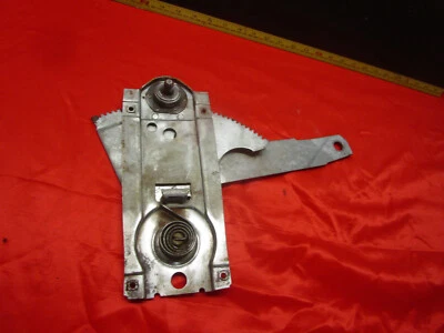 1965 1966 CHEVROLET BISCAYNE BELAIR PONTIAC QUARTER WINDOW REGULATOR 2 DR SEDAN - Image 1 of 4