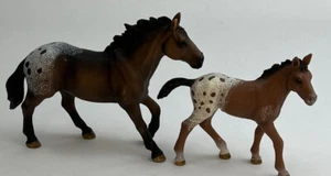Lot Of 2 Schleich Am Limes 69 D -73527 Horses Brown Appaloosa - Picture 1 of 10