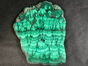 Losa de cristal de malaquita, piedra de malaquita verde, fabricación de joyas, decoración del hogar, 50420 - Imagen 1 de 10