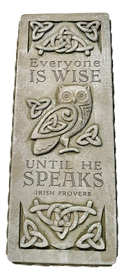 Placa de pared decorativa ocultadora llave 10" jardín piedra nudo celta Foto 1 de 4