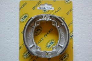 FRONT BRAKE SHOES fit KAWASAKI G3TR G4TR 1969-1975 - Picture 1 of 1