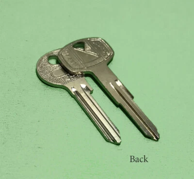 Pair Key Blank For Datsun 620 1200 Sunny B10 B110 B210 B310 240Z 260Z 280Z - Image 1 of 2