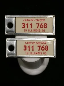 1966 Vintage Illinois Return DAV Keychain License Plate Tags / Tag - Picture 1 of 2