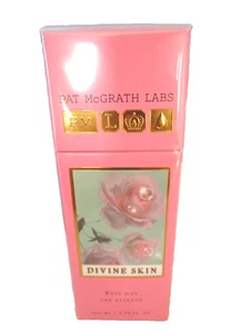 Pat McGrath Divine Skin Rose 001 The Essence Moisturizer Glow New In Box - Picture 1 of 3