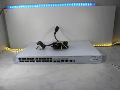 3Com SuperStack 3 Switch 4500 26-Port 3Com 3CR17561-91 with Bracket UK #H1 - Image 1 of 4