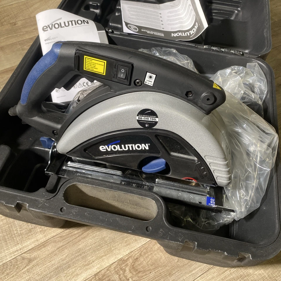 Evolution Metal Cutting Circular Saw, 9" Evosaw2301 New With Case - Image 1 of 4