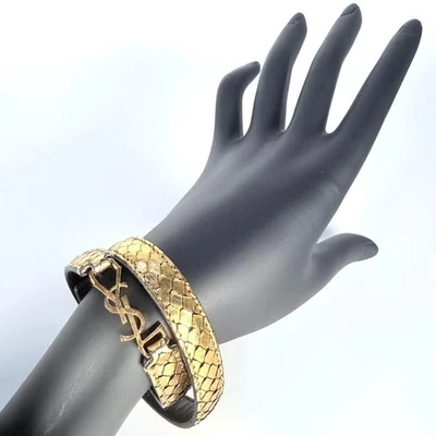 Ausgezeichnetes Saint Laurent Armband Cassandre Gold Leder Logo Goldfarben... - Bild 1 von 4