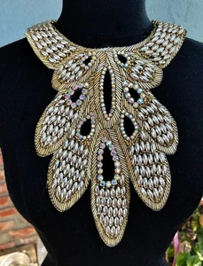 Vintage GLAM Perlen Ausschnitt Kragen Mieder Manschetten Applikation Gold Strass Neu aus altem Lagerbestand - Bild 1 von 7
