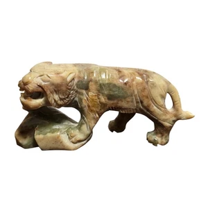 Vintage Hand Carved Serpentine Stone Tiger Figurine Statue 5" Green Brown MCM - Picture 1 of 11